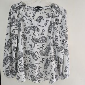 Banana Republic black and white paisley blouse Size Medium